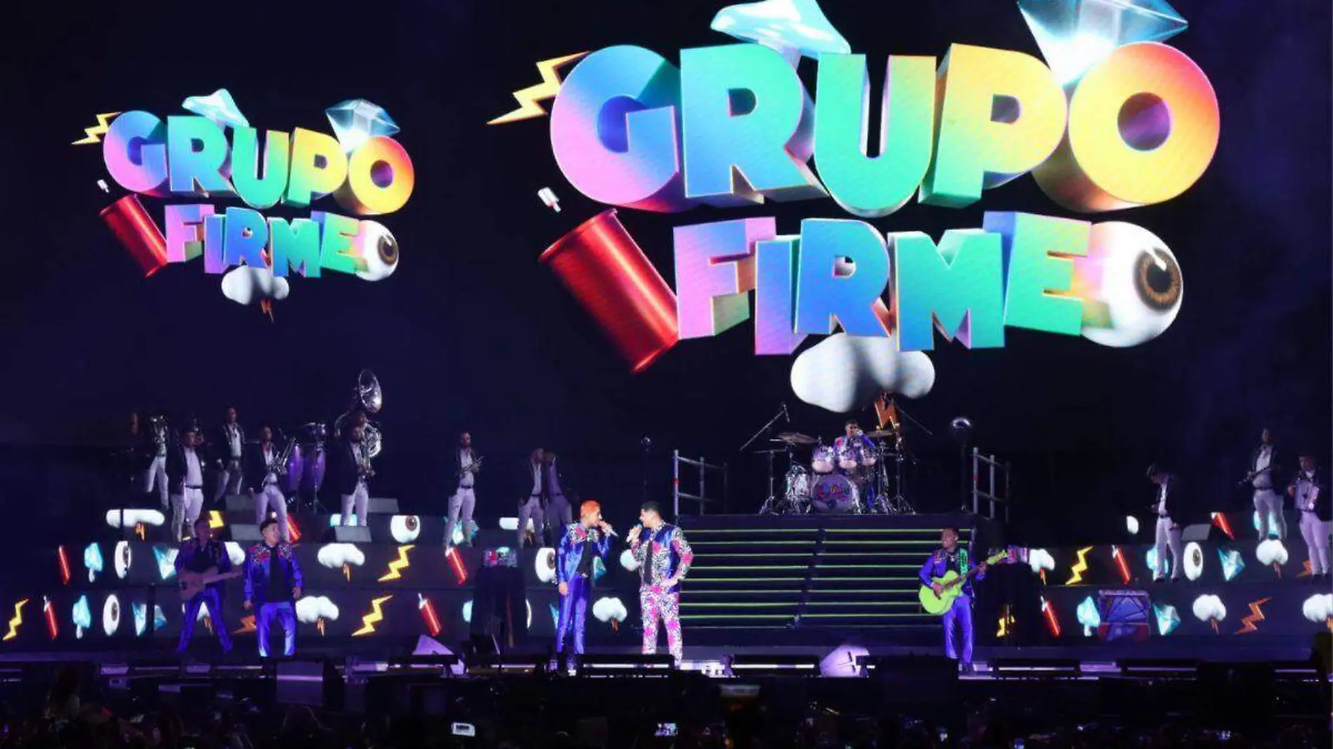 Grupo Firme cierra gira en el Foro Sol